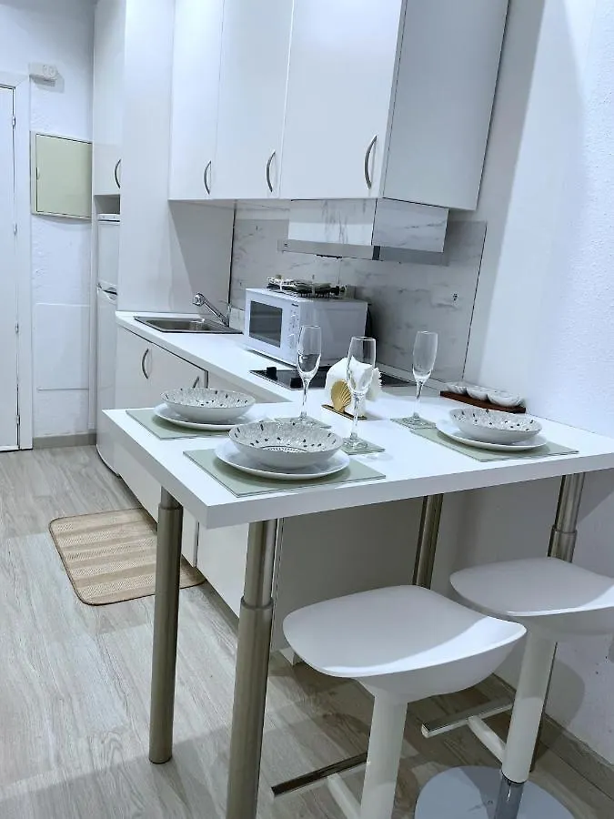 Apartamento Precioso apartamento cerca de la playa. Benalmádena 0*,  España